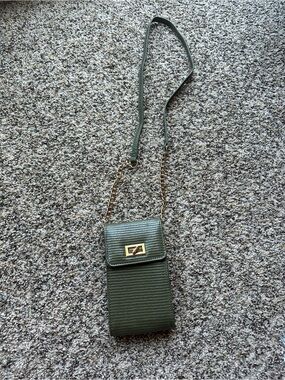Dream Control New York olive green textured vegan leather crossbody phone pouch/